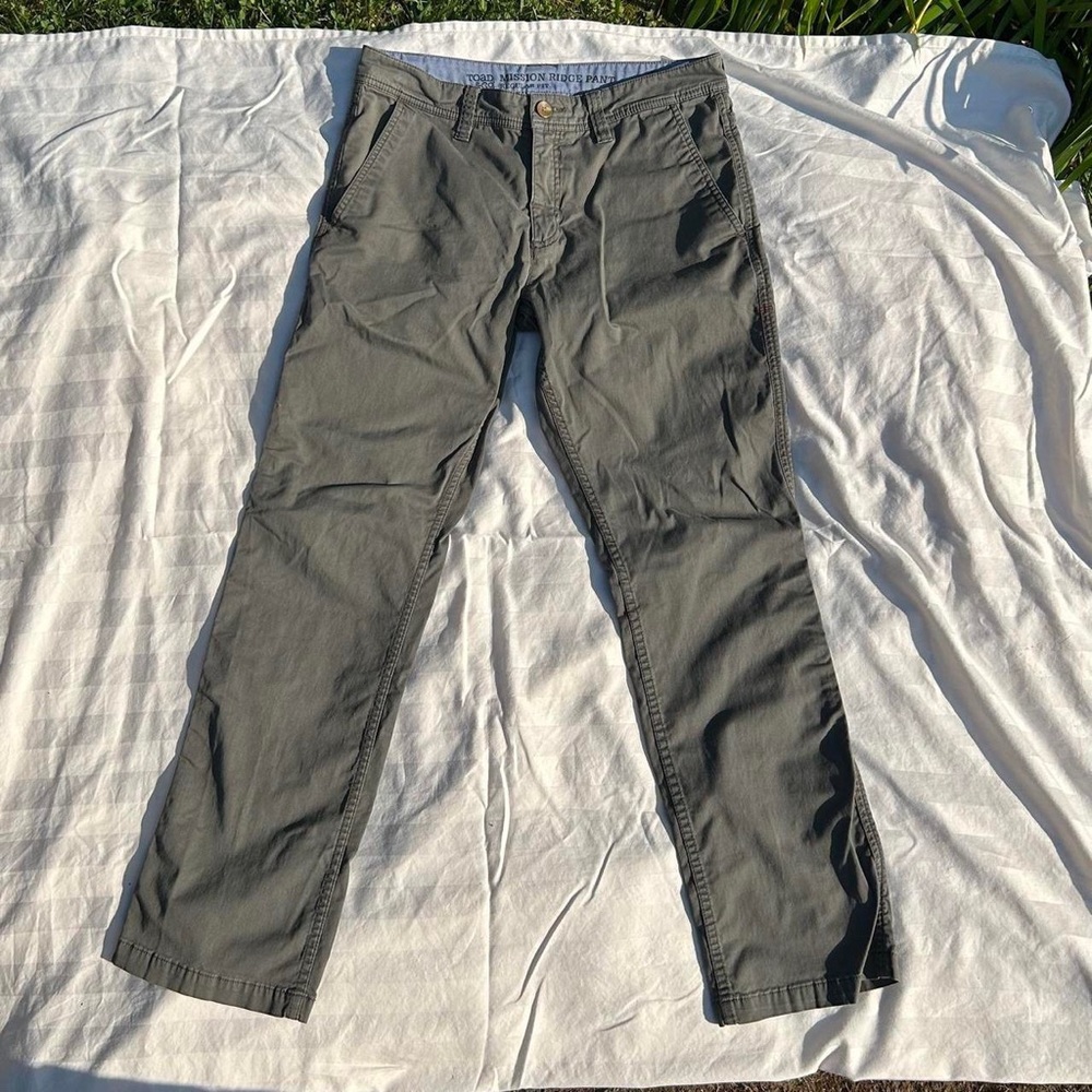 Vintage Men’s Muted Green Khaki Style Pants 31x30